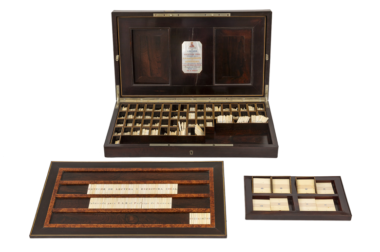 Imagen sobre: Estuche de lectura y escritura ideal