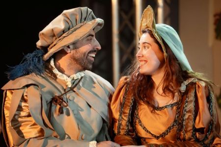 IMAGEN LETRAS Y AUSTRIAS: UNA VISIÓN TEATRALIZADA DE LA LITERATURA DEL SIGLO DE ORO