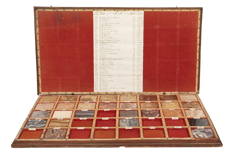 Imagen sobre: Muestrario de mármoles. Caja Nº 6