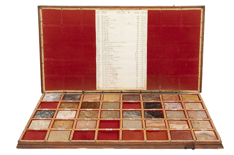 Imagen sobre: Muestrario de mármoles. Caja Nº 7