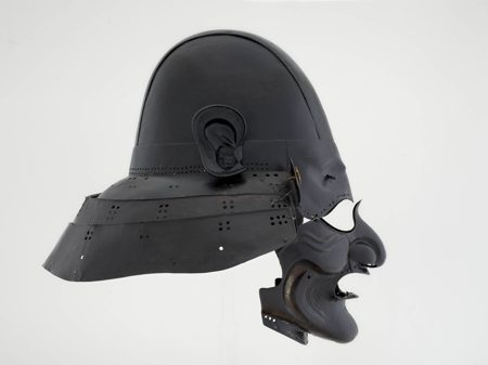 Casco (Kabuto), Japón, hacia 1584. Periodo Azuchi-Momoyama. Cat. E-136, Real Armería de Madrid, Patrimonio Nacional © David Blázquez