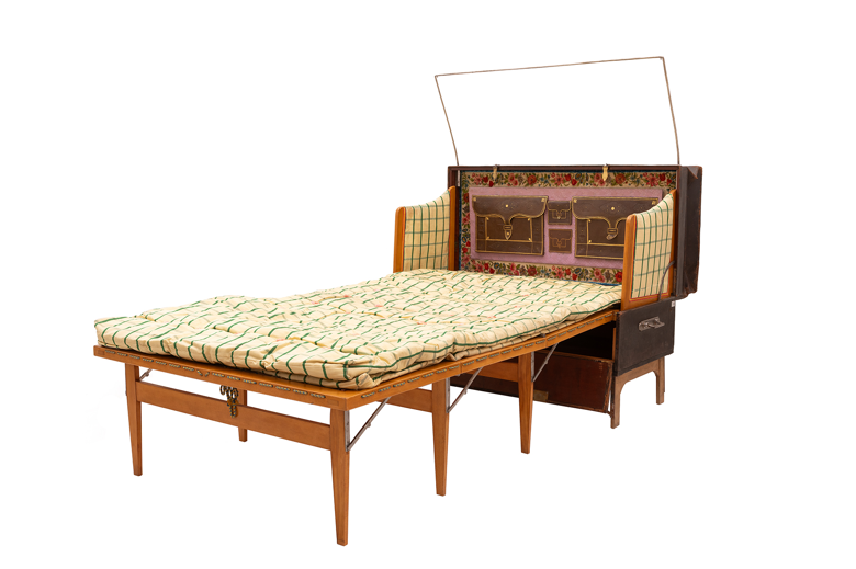 Image of: Camp bed