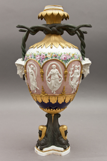 Imagen sobre: Jarrón