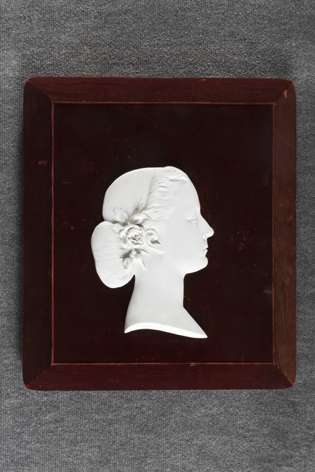 Imagen sobre: Retrato de María Dolores Balanzat y Bretagne