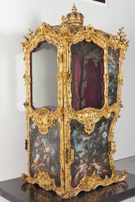 Silla de manos de Bárbara de Braganza, reina de España