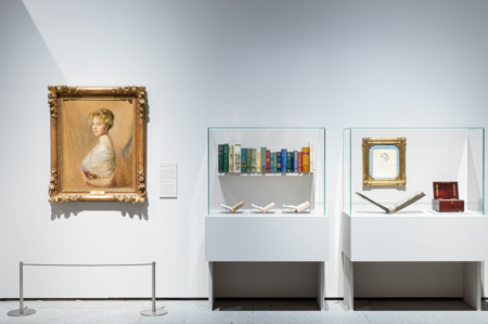 Detalle de la sección "Victoria Eugenia de cerca". Foto: Héctor Pérez, Patrimonio Nacional