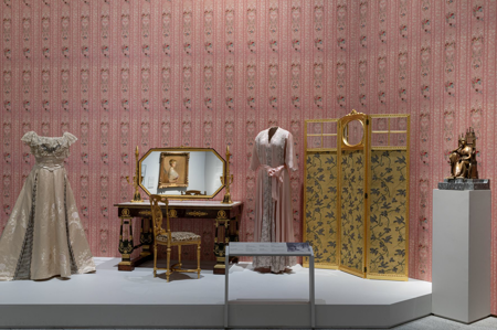 Detalle de la sección "Victoria Eugenia de cerca". Foto: Héctor Pérez, Patrimonio Nacional