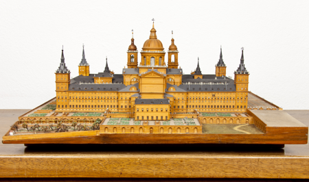 Imagen sobre: Maqueta del Monasterio de El Escorial