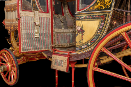 Coche de los Tableros Dorados, detalle escalerilla, 1775-1800, Patrimonio Nacional