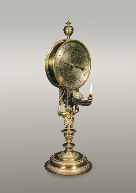 Imagen sobre: Reloj de custodia con candil