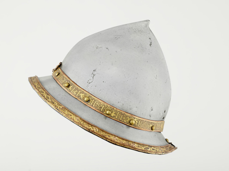 Capacete de Fernando el Católico