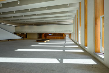 Vestíbulo de Acceso 10